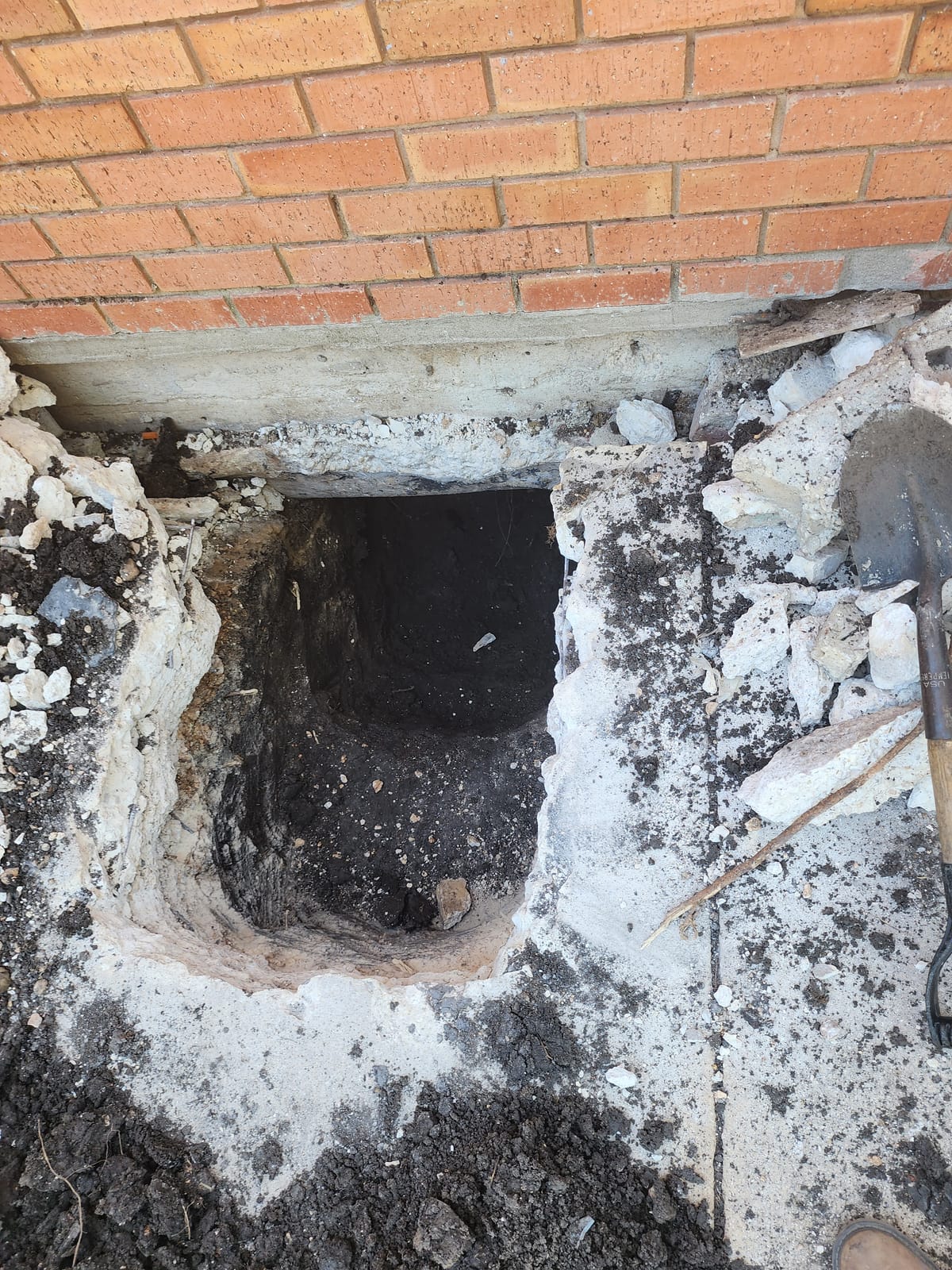 Foundation repair on a Central Texas home of the kind Motmot performs in Cibolo, TX