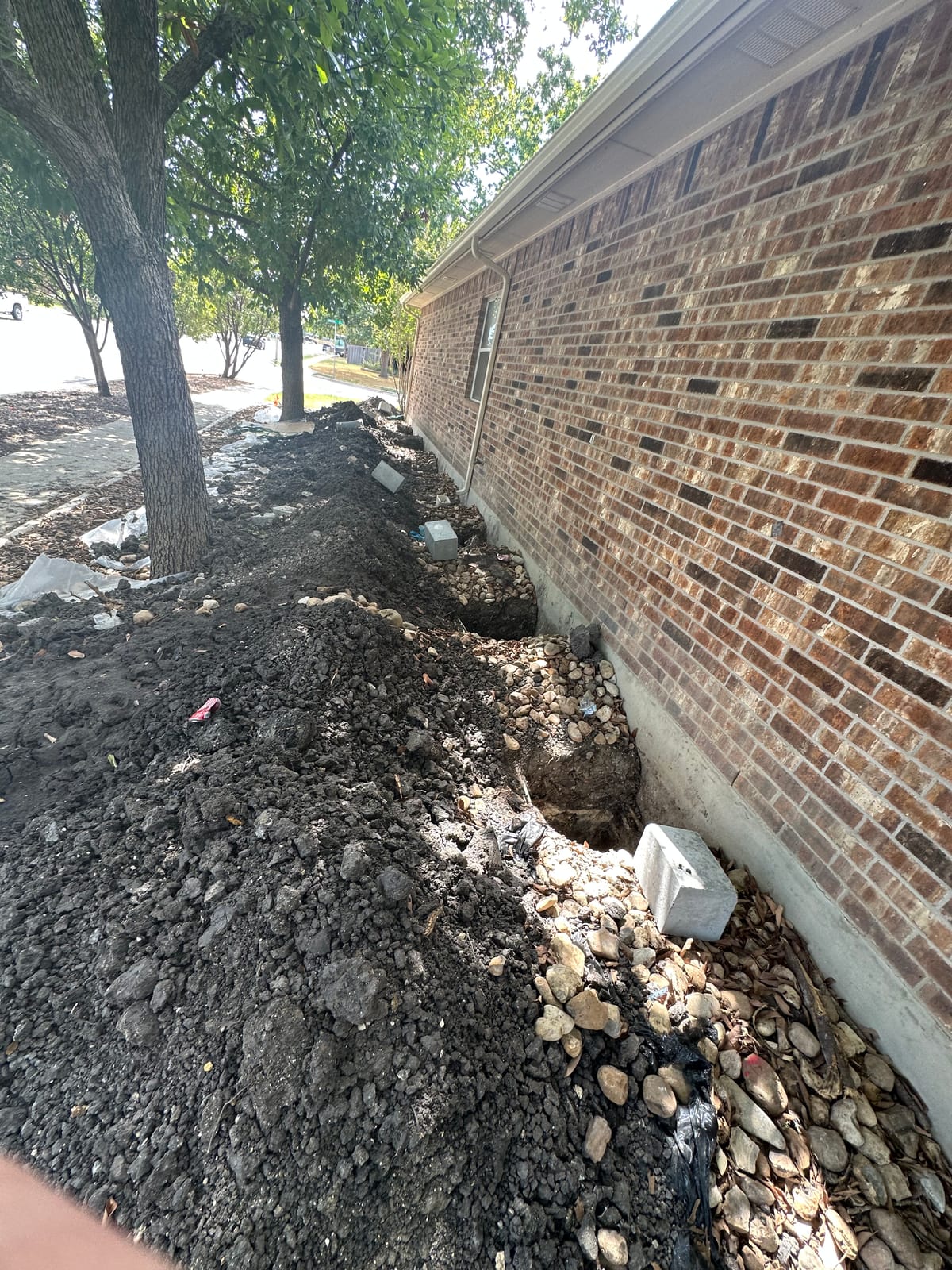 Foundation repair on a Central Texas home of the kind Motmot performs in Lockhart, TX