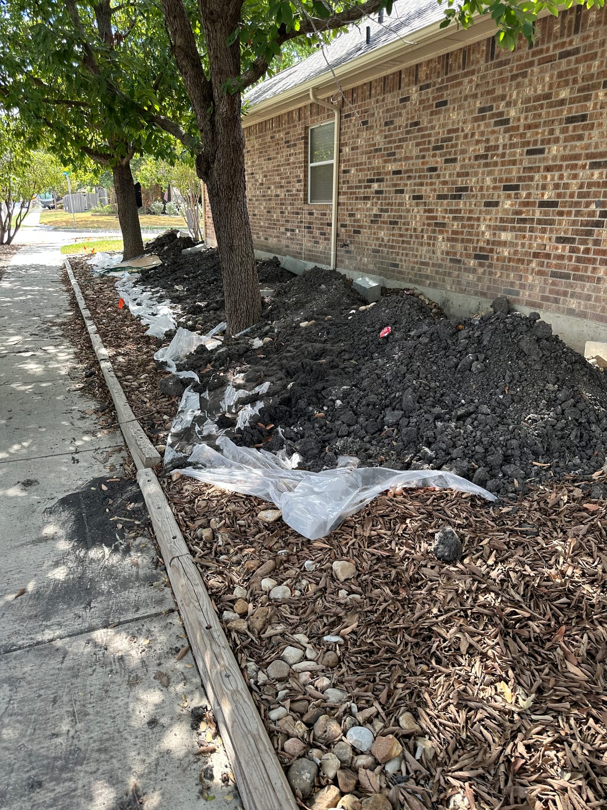 Foundation repair on a Central Texas home of the kind Motmot performs in San Antonio, TX